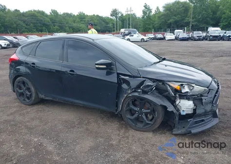 2017 Ford Focus St z USA, uszkodzony, nr VIN 1FADP3L97HL234080